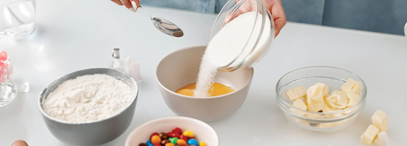 Penggunaan gula dalam masakan.