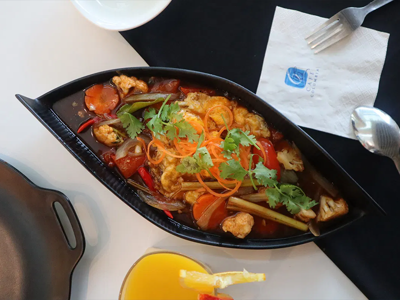 Resepi makanan yang simple dan sedap iaitu masak paprik dengan telur mata