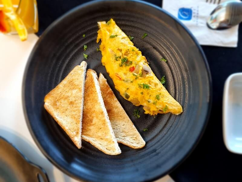 cheesy eggs omelettes recipes