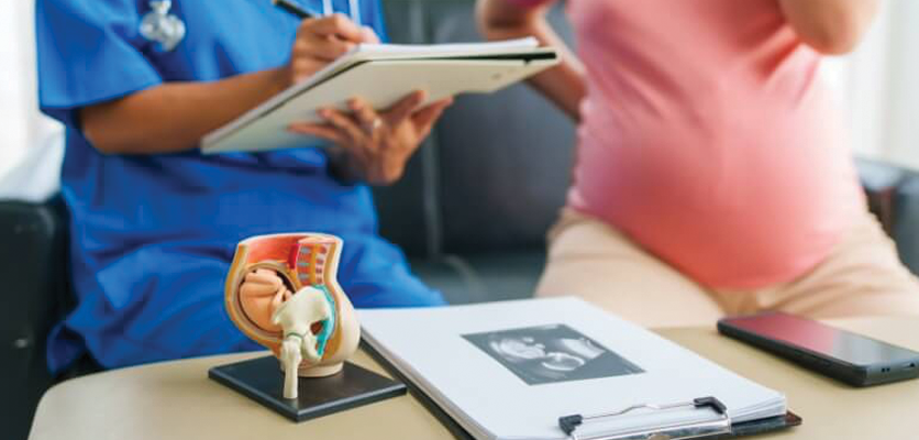 An obstetrician explains the warning signs and complications of placenta previa